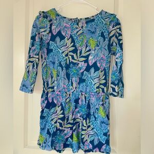 Lilly Pulitzer girls romper size 12-14 XL
could fit a woman’s extra small-small